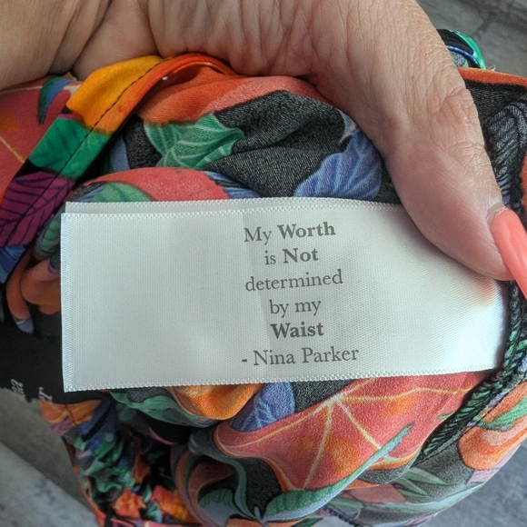 Parker Multicolor Floral Dress - Picture 6 of 10